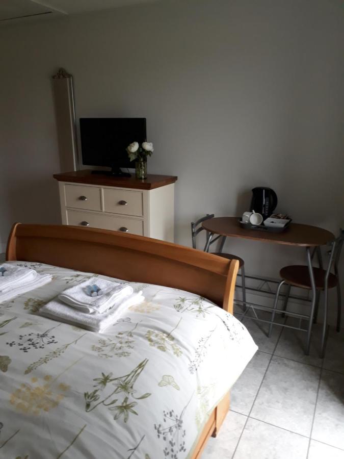 Foxholes Accommodation Felton  Zewnętrze zdjęcie